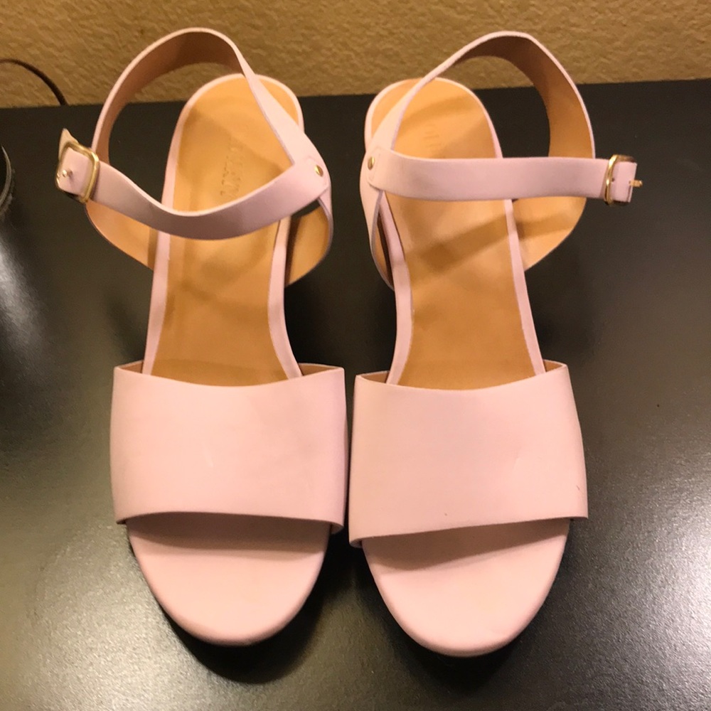 New Old navy Sandals